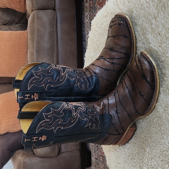 Men's *Keep Out With Longhorn Lights" Handmade Brown Leather Cowboy Boots ๐ค ๐ข๐ - Picture 14 of 17